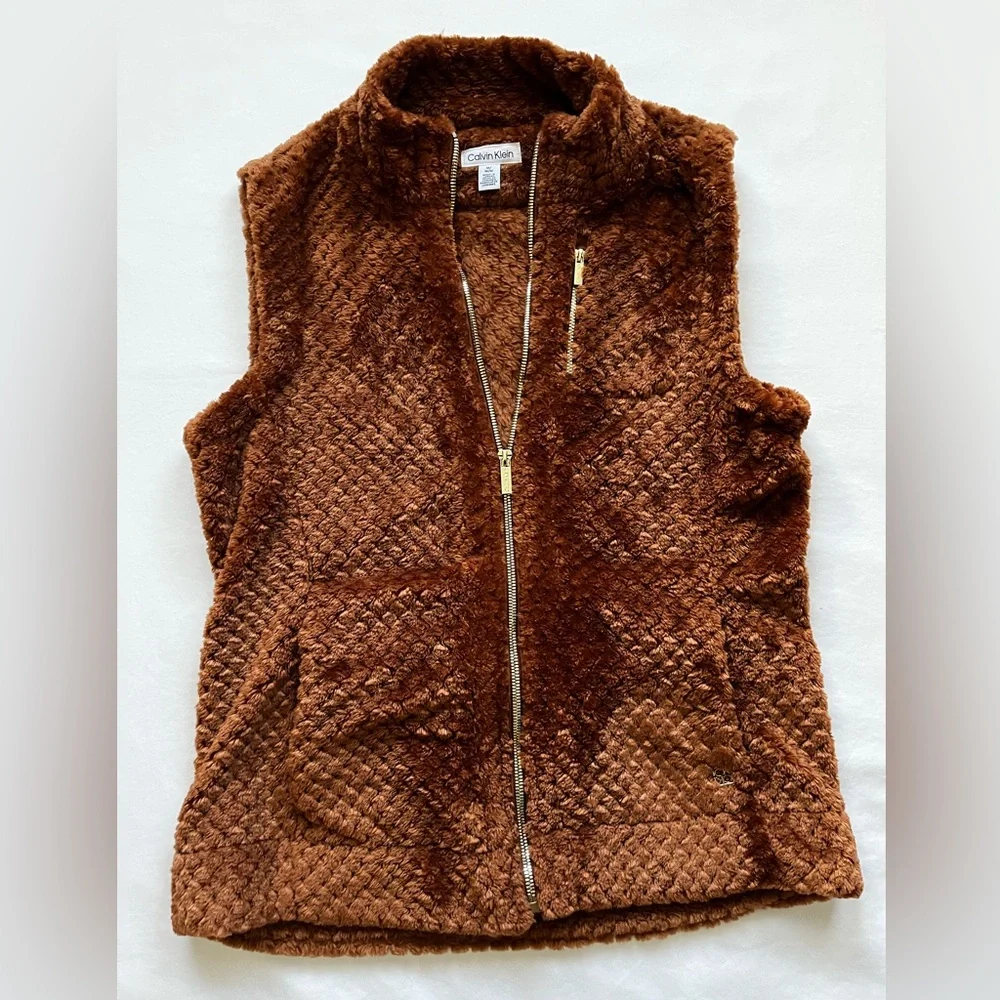 NWOT Calvin Klein Plush Zip-Up Vest - Picture 1 of 13